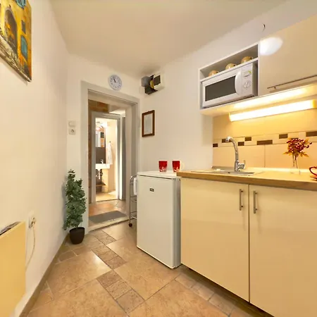 Hangulat Apartament *